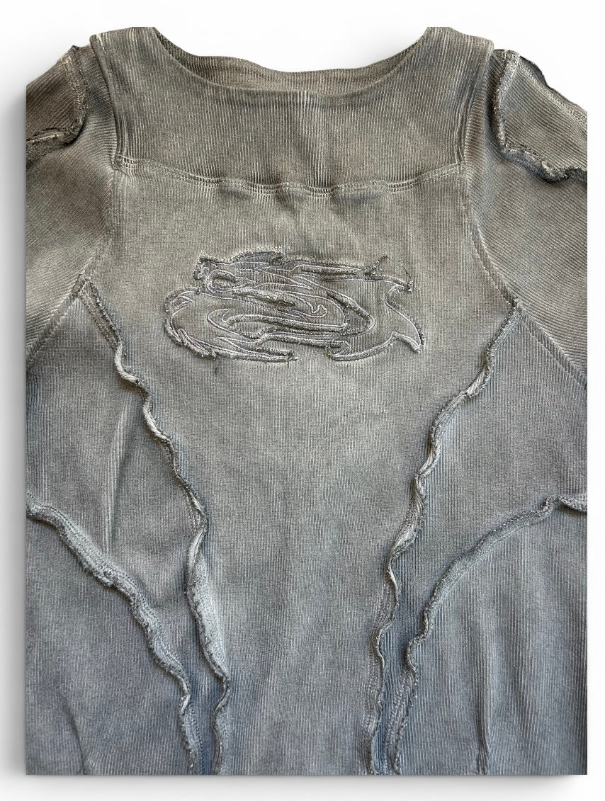 Asymmetrical body hugging Long sleeve