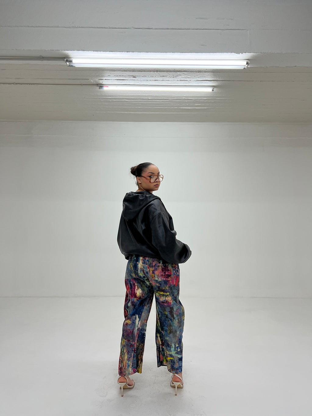 Art Splatter Barrel Leg Jeans